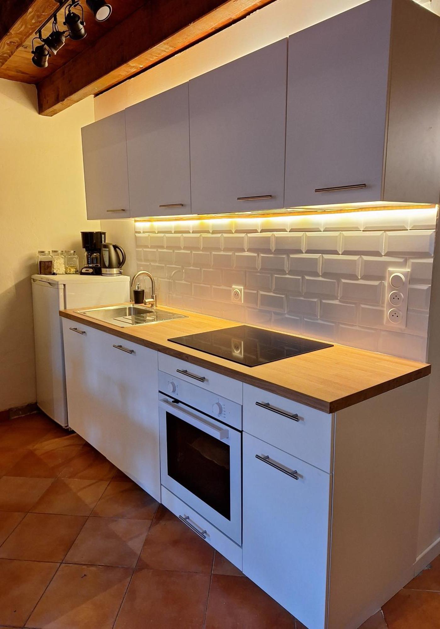 La Garriguette Appart Centre Historique Calme Climatise 6 Couchages آرْلْ المظهر الخارجي الصورة